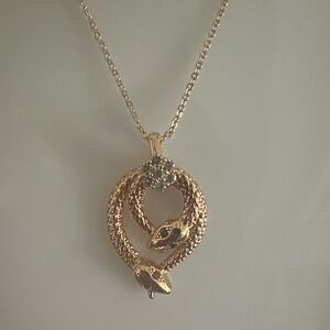 NEW Pretty Bird Gold Plated Rose Gold Snake Pendant Necklace